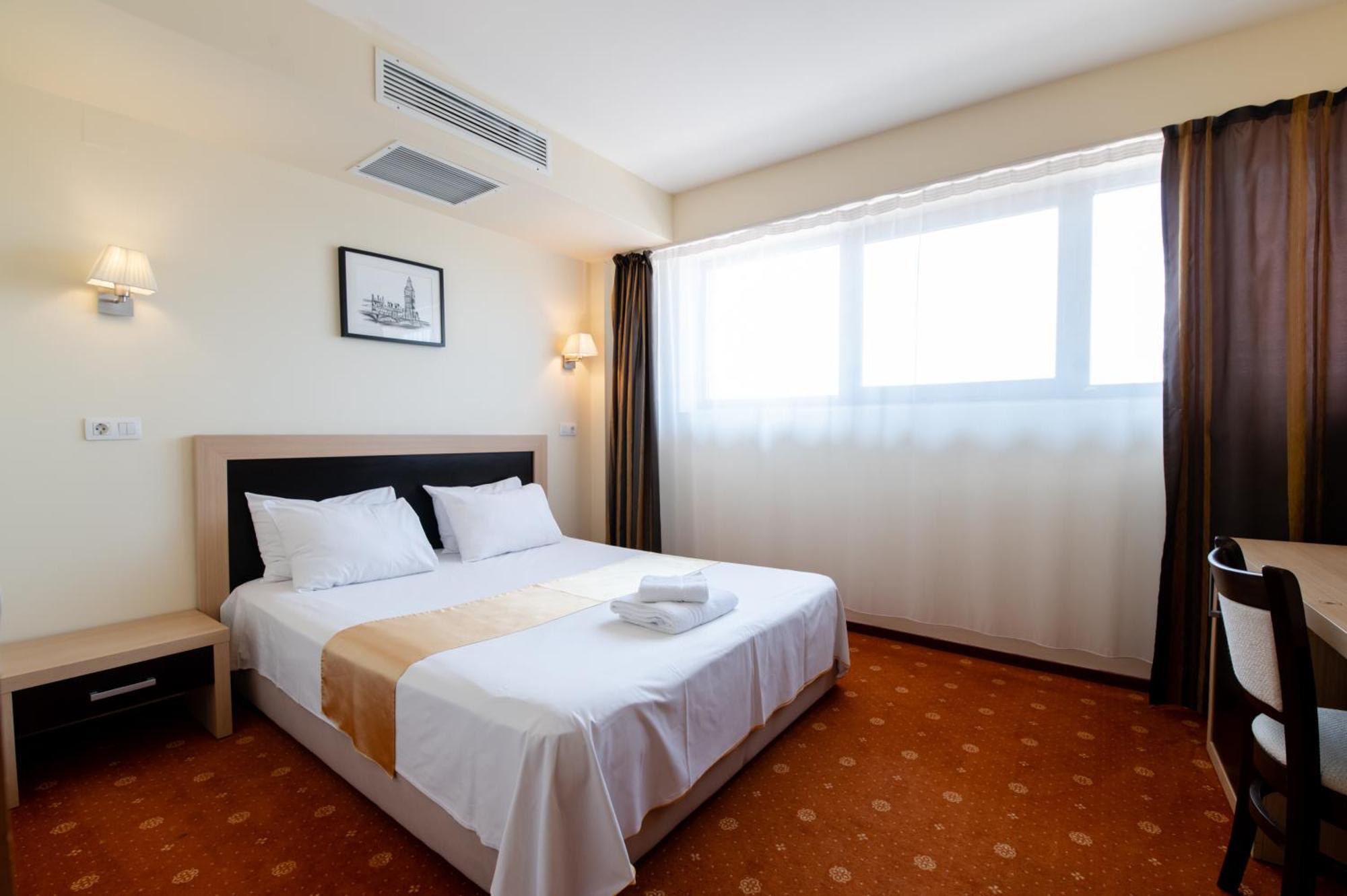 Hotel Oxford By Timhotels Timisoara Exterior photo